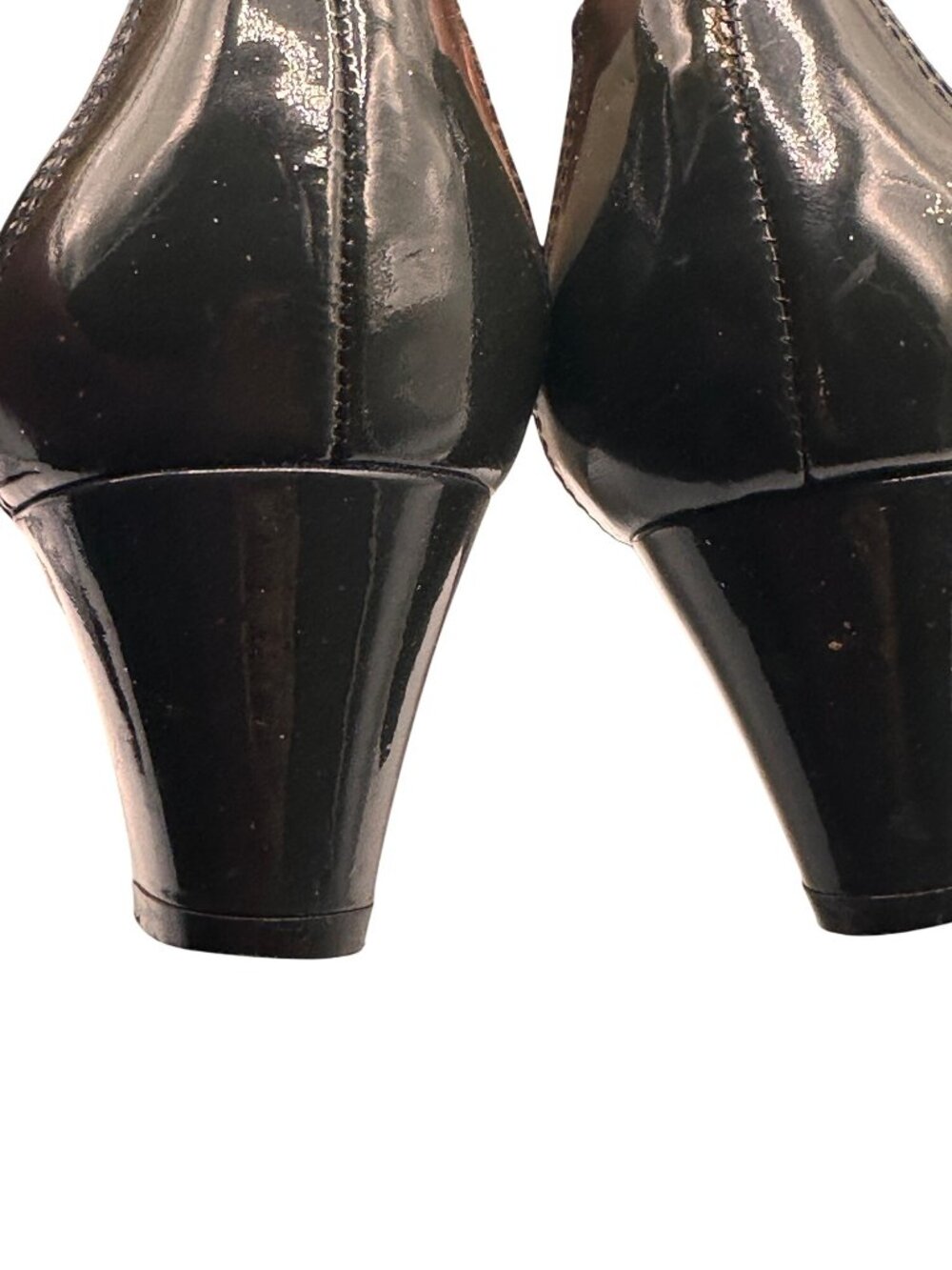 Easy Spirit Size 7.5 Beige & Black Leather Kitten Heel Pumps - Picture 14 of 14